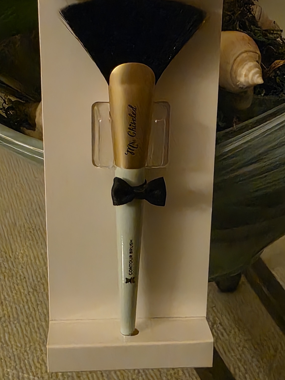 Too Faced Mr Chiseled Contouring Brush - FULL SIZE